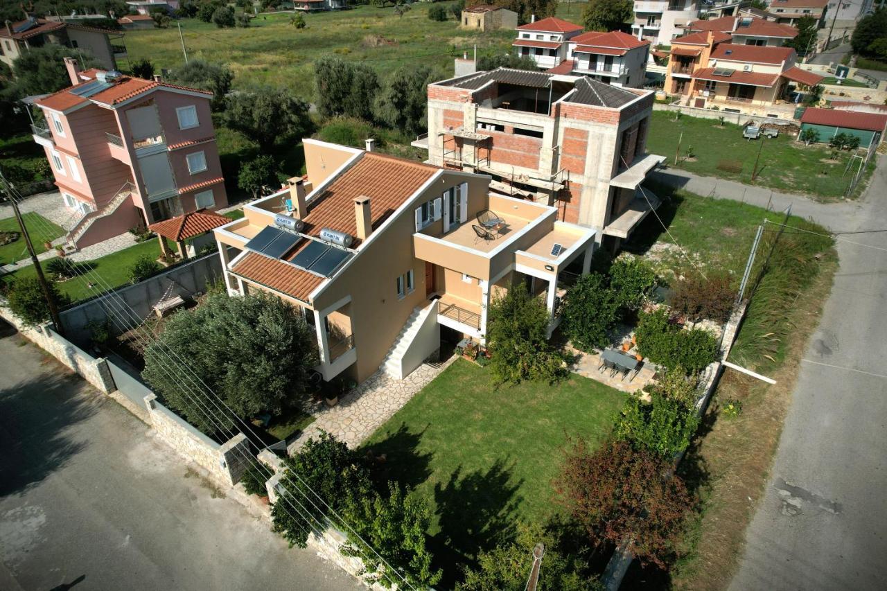 Fou'S Apartment Nafpaktos Bagian luar foto